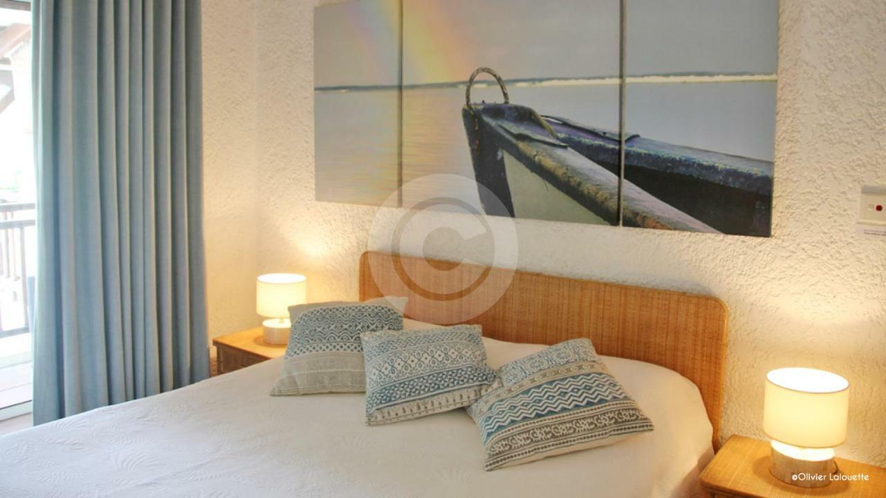 Fantastic Spacious Beachfront Villavacances 그란데 바이예 외부 사진