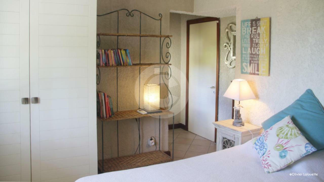 Fantastic Spacious Beachfront Villavacances 그란데 바이예 외부 사진